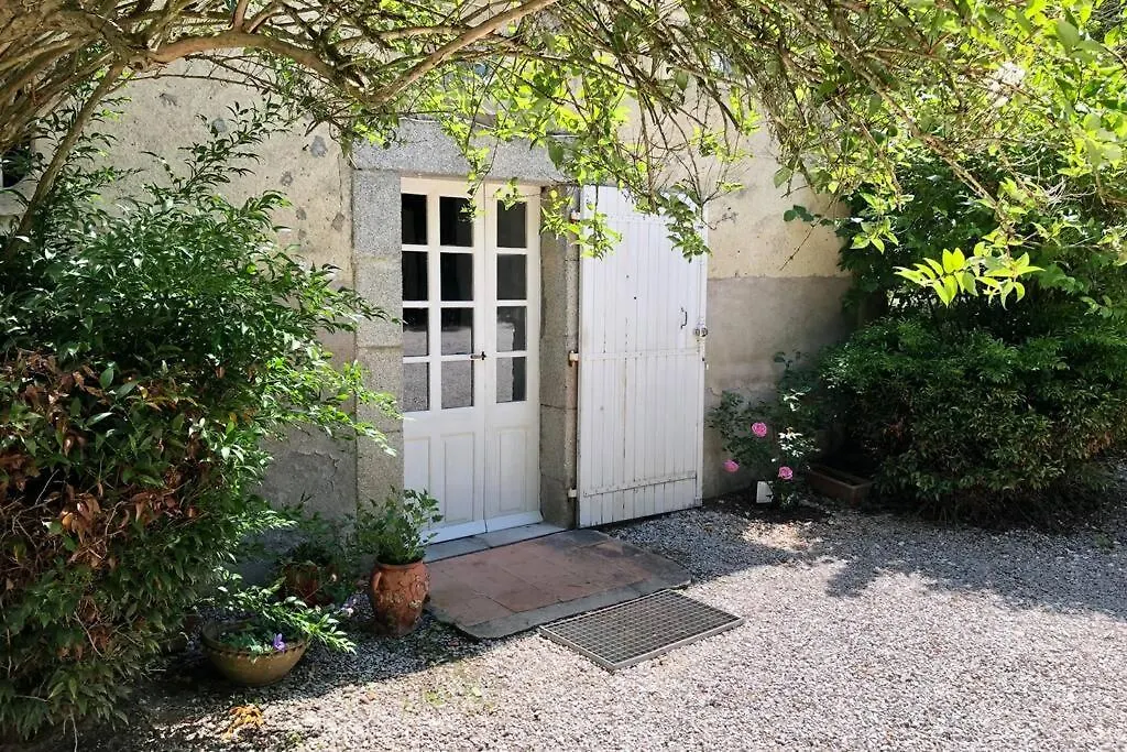 Independent Cottage With Heated Pool Lempaut 0*,