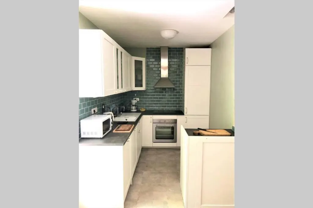 別荘 Independent Cottage With Heated Pool Lempaut