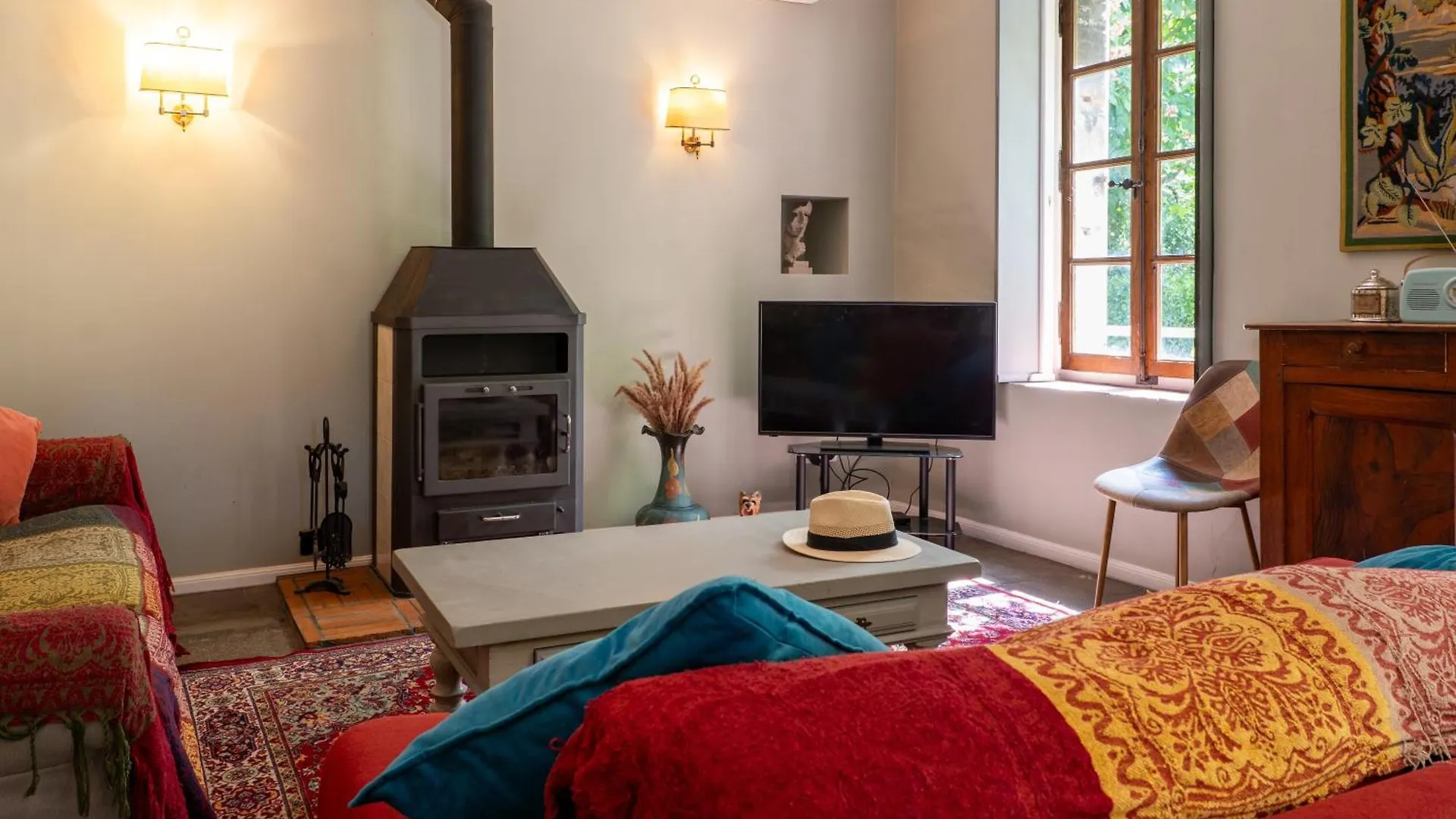 別荘 Independent Cottage With Heated Pool Lempaut フランス